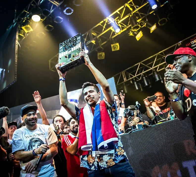 DJ BYTE — Fundador Real DJ Academia